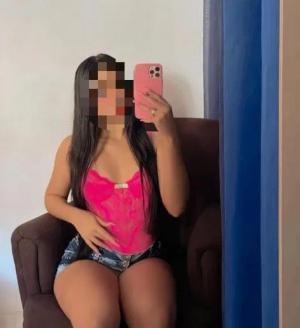 Foto de RECIÉN LLEGADA POR AQUÍ LATINA HERMOSA